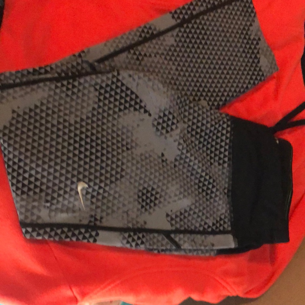 Nike dri-fit running pants size small